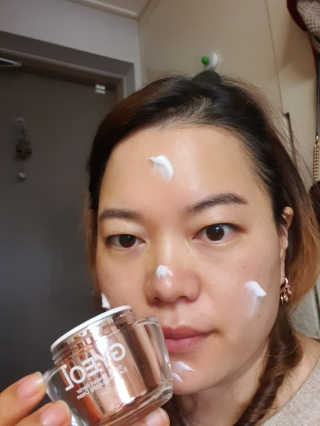 GYEOL 엑토인 헤븐 베리어 에버 모이스쳐라이징 크림 — 5점을 준 리뷰어가 2019년 12월 올린 사용 사진