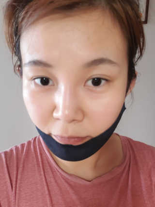 어웨이크어슬립 어슬립 페이스 리프트업 밴드 — 5점을 준 리뷰어가 2018년 7월 올린 사용 사진