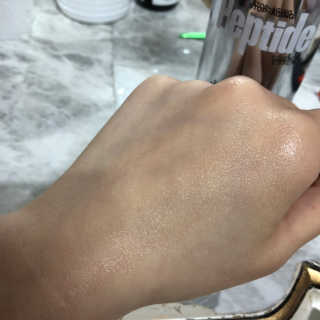 W.피부연구소 스탑에이징 펩타이드 에센스 — 5점을 준 리뷰어가 2018년 11월 올린 사용 사진