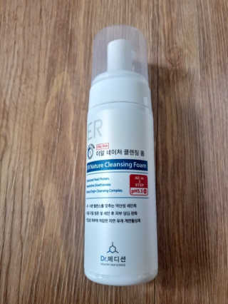 Dr.메디션 ER 네이처 클렌징폼- 오일리스킨용 — 5점을 준 리뷰어가 2018년 7월 올린 사용 사진