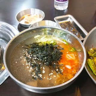 [두툼갈비] 두툼갈비 2인분 + 매콤치즈버섯 set — 5점을 준 리뷰어가 2018년 9월 올린 사용 사진
