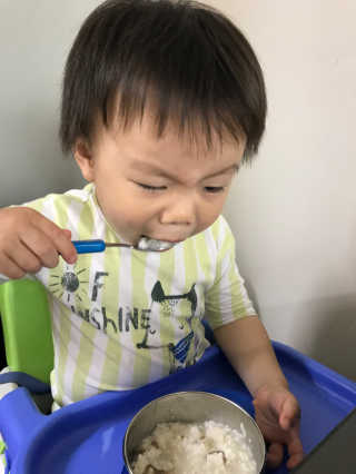[풀무원] 사골곰탕국밥 황태해장국밥 — 5점을 준 리뷰어가 2018년 6월 올린 사용 사진