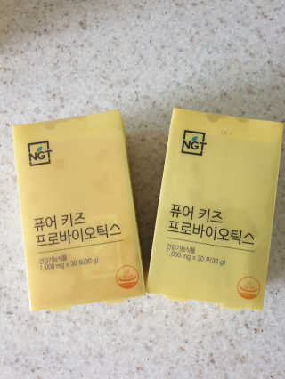 네츄럴굿띵스 퓨어 키즈 프로바이오틱스 60포 — 5점을 준 리뷰어가 2019년 8월 올린 사용 사진