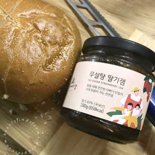 Fathers Hill Sugar Free 딸기 잼 280g 9.8Oz — 5점을 준 리뷰어가 2019년 7월 올린 사용 사진