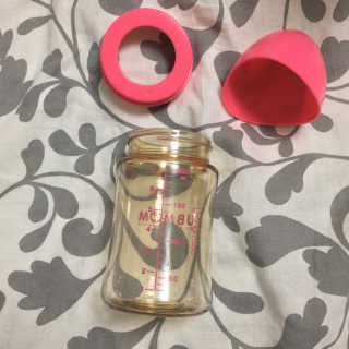 유비맘 PPSU 젖병 노꼭지_200ml_컬러 랜덤 발송 — 5점을 준 리뷰어가 2020년 1월 올린 사용 사진