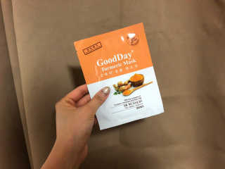 GoodDay Skincare GoodDay 강황 마스크 — 5점을 준 리뷰어가 2020년 2월 올린 사용 사진