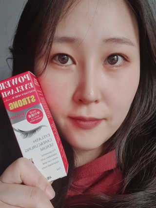 파워아이래쉬 인텐시브 세럼 스트롱 속눈썹영양제 — 4점을 준 리뷰어가 2020년 3월 올린 사용 사진