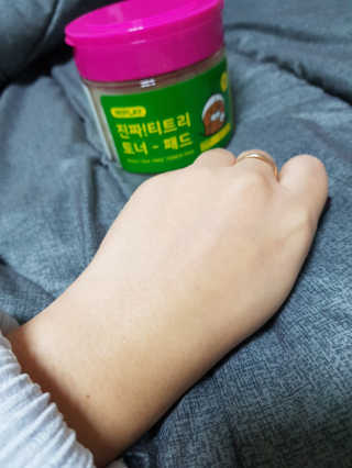 미플레이 진짜 티트리 토너 패드 — 5점을 준 리뷰어가 2018년 11월 올린 사용 사진