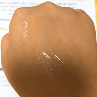 최윤하스텔라 최윤하 만물상 올인원 만능크림 — 5점을 준 리뷰어가 2018년 11월 올린 사용 사진