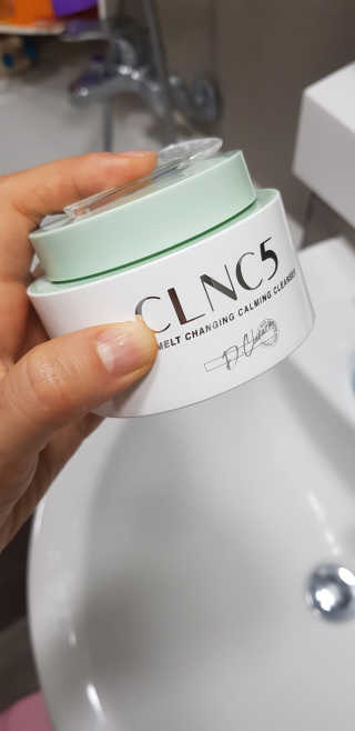 CLNC5 워터 멜트 체인징 클렌저 — 4.5점을 준 리뷰어가 2018년 7월 올린 사용 사진