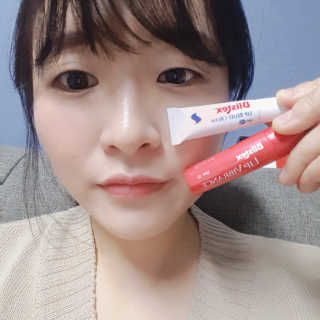 블리스텍스 립 릴리프 크림 립밤, 립 바이브런스 립밤 — 5점을 준 리뷰어가 2018년 11월 올린 사용 사진
