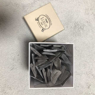 [하우투잇] 뤼에르 쿠르브 블랙 10ml x 30포 총 300ml — 3.5점을 준 리뷰어가 2020년 3월 올린 사용 사진