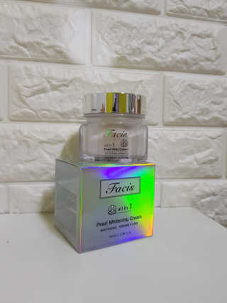 파시스 올인원 진주 화이트닝 크림 100ml — 4점을 준 리뷰어가 2019년 5월 올린 사용 사진