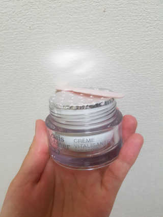 루이스 비드마 바이탈라이징 크림 50ml — 5점을 준 리뷰어가 2018년 11월 올린 사용 사진