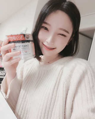 나이팅게일 데일리 더마 클렌징패드 마일드 — 5점을 준 리뷰어가 2018년 12월 올린 사용 사진