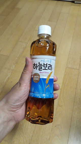웅진식품 19년 하늘보리 열두보리 스페셜 에디션 — 5점을 준 리뷰어가 2019년 7월 올린 사용 사진