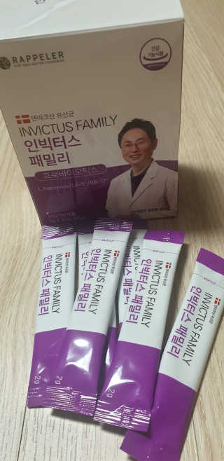 라플레 유해균을 이겨 튼튼한 장으로,  인빅터스 패밀리 — 4.5점을 준 리뷰어가 2019년 10월 올린 사용 사진