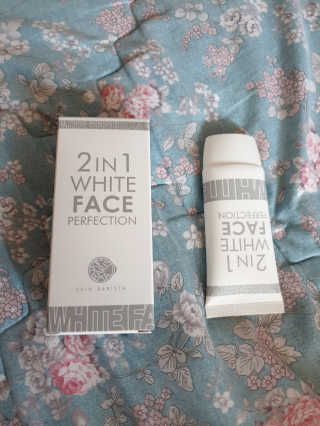피움 스킨바리스타 2in1 화이트 페이스 퍼펙션 50ml — 4.5점을 준 리뷰어가 2019년 6월 올린 사용 사진
