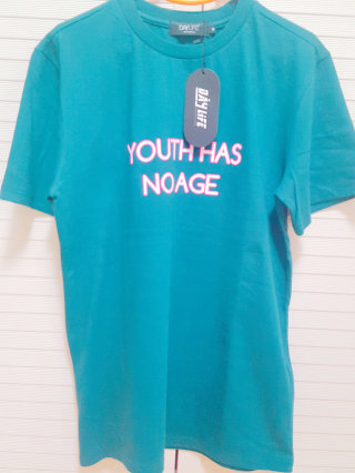 데이라이프 My favorite thing 1/2 shirts — 3점을 준 리뷰어가 2016년 7월 올린 사용 사진