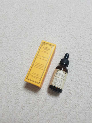 [스킨큐어] 산다화 비타민C 화이트닝 에센스 30ml — 5점을 준 리뷰어가 2020년 3월 올린 사용 사진