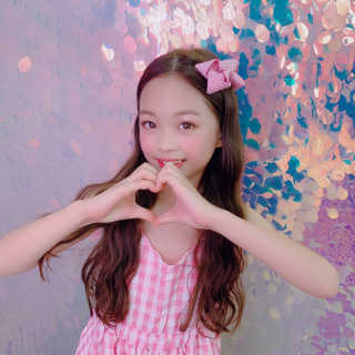 [블랙루즈] 펄블리 아이 글리터 4종 중 택 1 — 5점을 준 리뷰어가 2019년 8월 올린 사용 사진