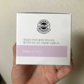아이소이 불가리안 로즈 워터풀크림 라이트 — 4.83점을 준 리뷰어가 2018년 7월 올린 사용 사진