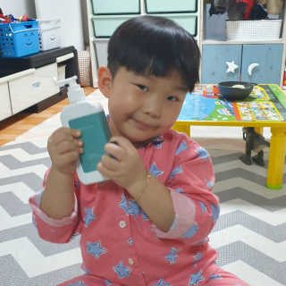 엄마프움 시알릴락토스 오가닉 샴푸앤바스 — 5점을 준 리뷰어가 2019년 12월 올린 사용 사진