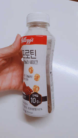 켈로그 프로틴바 멀티팩+프로틴 그래놀라 쉐이크 2종 — 5점을 준 리뷰어가 2020년 1월 올린 사용 사진