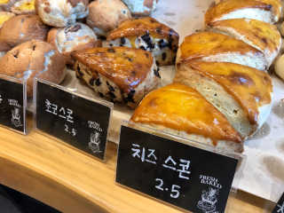 좋은아침페스츄리 좋은 아침 페스츄리 12,000원 이용권 — 5점을 준 리뷰어가 2018년 12월 올린 사용 사진