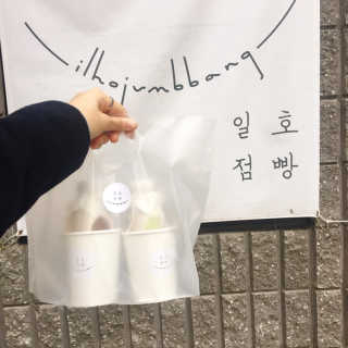 [일호점빵] 수제두유 2개와 디저트1개 — 4.33점을 준 리뷰어가 2018년 11월 올린 사용 사진