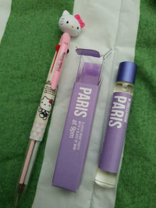 더블유드레스룸 롤 온 퍼퓸EDT 10ml — 4.67점을 준 리뷰어가 2018년 7월 올린 사용 사진