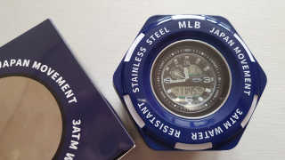 [MLB WATCH n LEISURE]뉴욕양키즈 손목시계 NY 301-11 — 4점을 준 리뷰어가 2019년 12월 올린 사용 사진