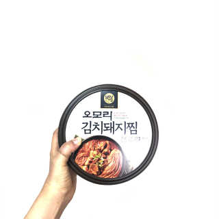 GS25 YOU US  오모리김치돼지찜 — 3점을 준 리뷰어가 2018년 3월 올린 사용 사진