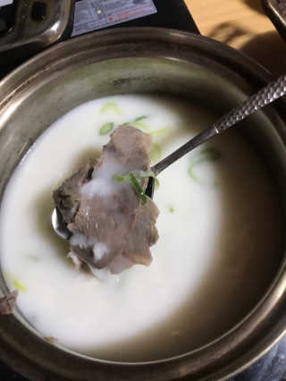 [풀무원] 사골곰탕국밥 황태해장국밥 — 5점을 준 리뷰어가 2018년 6월 올린 사용 사진