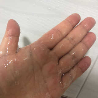 아쿠아큐링 아쿠아S링 퓨어리프레싱 헤어케어 500ml — 5점을 준 리뷰어가 2018년 7월 올린 사용 사진