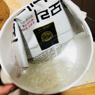 GS25 YOU US  오모리김치돼지찜 — 3.67점을 준 리뷰어가 2018년 3월 올린 사용 사진