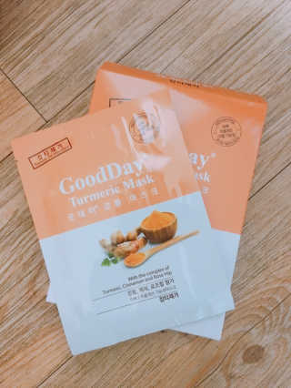 GoodDay Skincare GoodDay 강황 마스크 — 4점을 준 리뷰어가 2019년 5월 올린 사용 사진