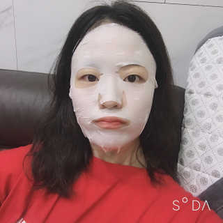 GARANG GARANG 피오니 룻 모이스처라이징 앤 수딩 마스크팩 — 5점을 준 리뷰어가 2019년 8월 올린 사용 사진