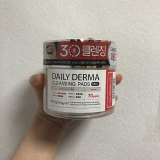 나이팅게일 데일리 더마 클렌징패드 마일드 — 5점을 준 리뷰어가 2018년 12월 올린 사용 사진