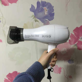 키스뉴욕 인스타에어 360 드라이기 — 4.67점을 준 리뷰어가 2018년 1월 올린 사용 사진