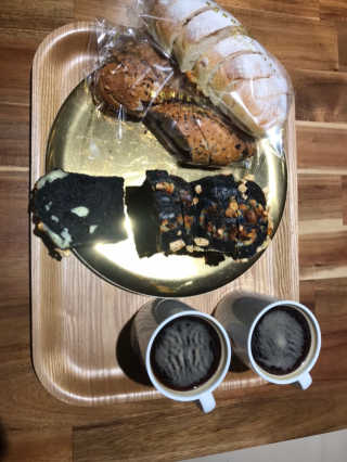 보네르아띠 부천점 [보네르아띠 부천상동점] 내맘대로 빵+아메리카노 2잔 — 4.67점을 준 리뷰어가 2018년 10월 올린 사용 사진