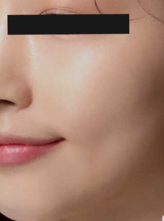 자빈드서울 윙크 파운데이션 팩트 — 4점을 준 리뷰어가 2019년 6월 올린 사용 사진
