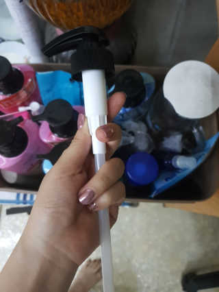 프로방스 바이올렛 퍼퓸 샴푸 1000ml 업그레이드 — 4점을 준 리뷰어가 2019년 6월 올린 사용 사진