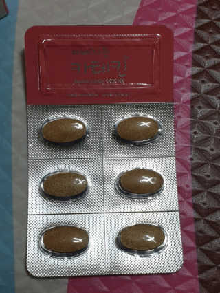 예뻐지는카테킨 예뻐지는 카테킨 1박스 1개월분 — 5점을 준 리뷰어가 2020년 2월 올린 사용 사진