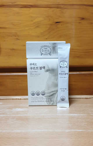 [하우투잇] 뤼에르 쿠르브 블랙 10ml x 30포 총 300ml — 3.5점을 준 리뷰어가 2020년 3월 올린 사용 사진