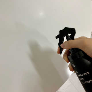 PEACE MOMENT 피스모먼트 인세컨즈포키친 320mL 천연살균소독제 — 4점을 준 리뷰어가 2019년 2월 올린 사용 사진