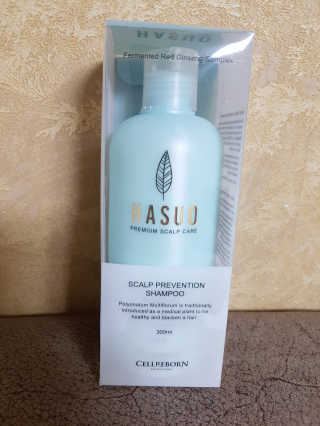 셀리본 하수오 내츄럴 프리벤션 탈모관리 샴푸 300ml — 5점을 준 리뷰어가 2019년 11월 올린 사용 사진