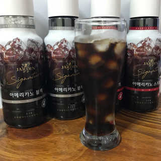 (주)쟈뎅 쟈뎅 시그니처 아메리카노 1.1L — 5점을 준 리뷰어가 2018년 5월 올린 사용 사진