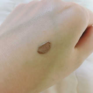 셀레뷰 온 스테이지 리퀴드  아이틴트 — 4.33점을 준 리뷰어가 2018년 3월 올린 사용 사진