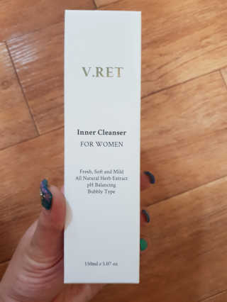 V.RET 브이렛 여성청결제 — 5점을 준 리뷰어가 2018년 8월 올린 사용 사진